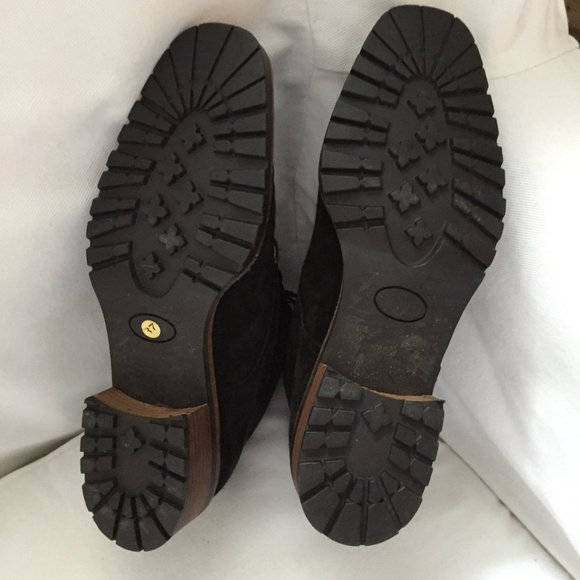 Andre Assous Italian Made  Black Suede Lace Up  Ankle Boots Size 37(5.5 US) - Picture 7 of 7